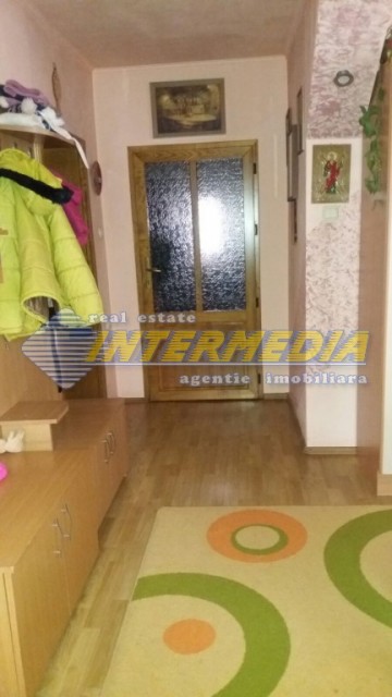casa-de-vanzare-in-zona-cetate-piata-6